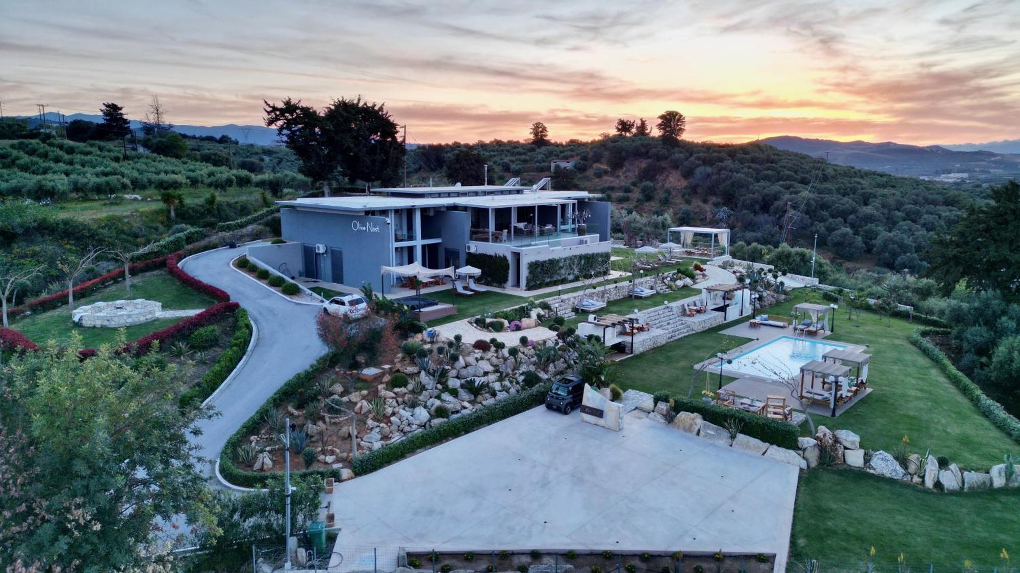 Olivenest Chania Executive Villa Perivólia Eksteriør bilde